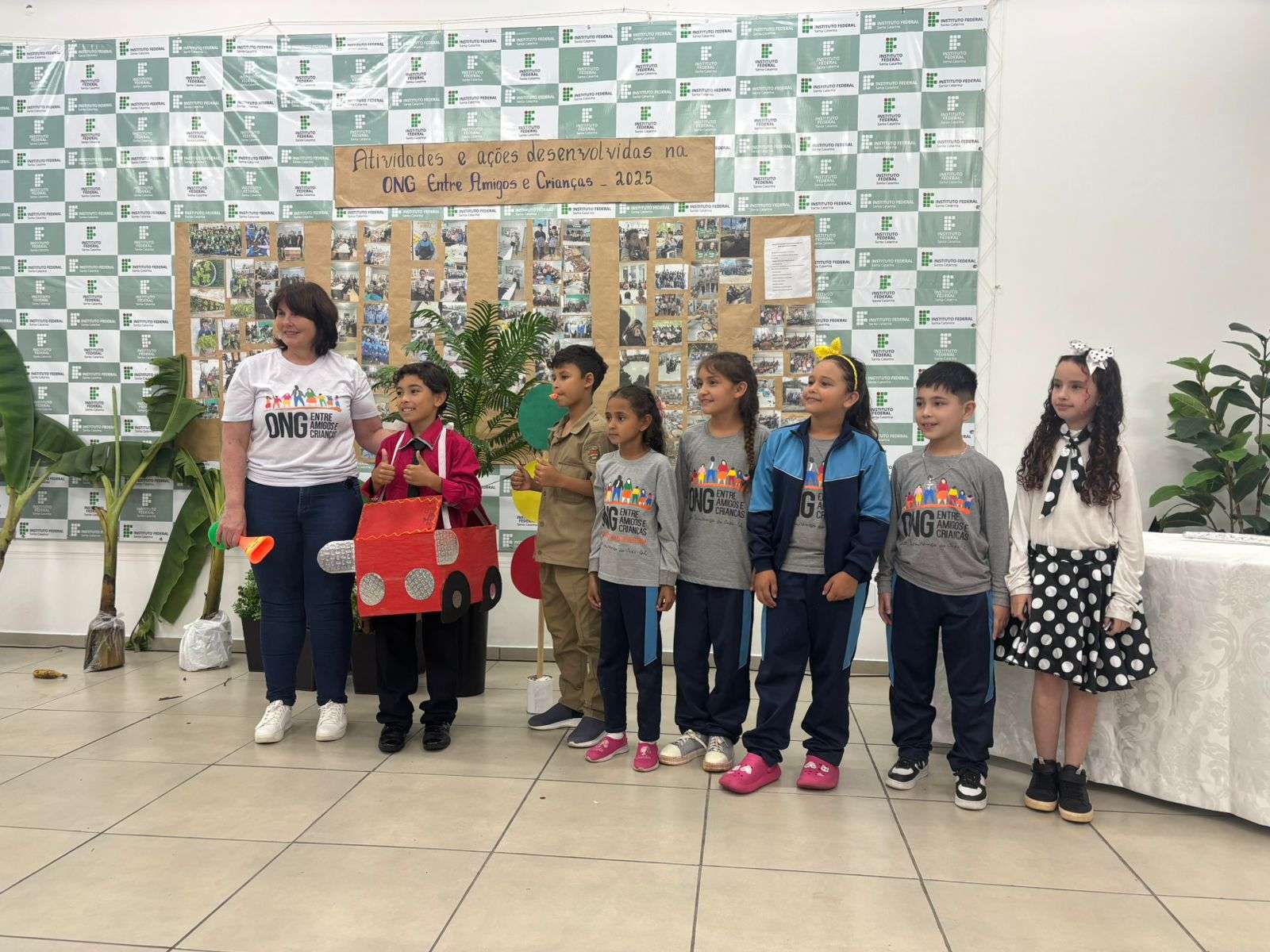 Poesia entre amigos e crianças