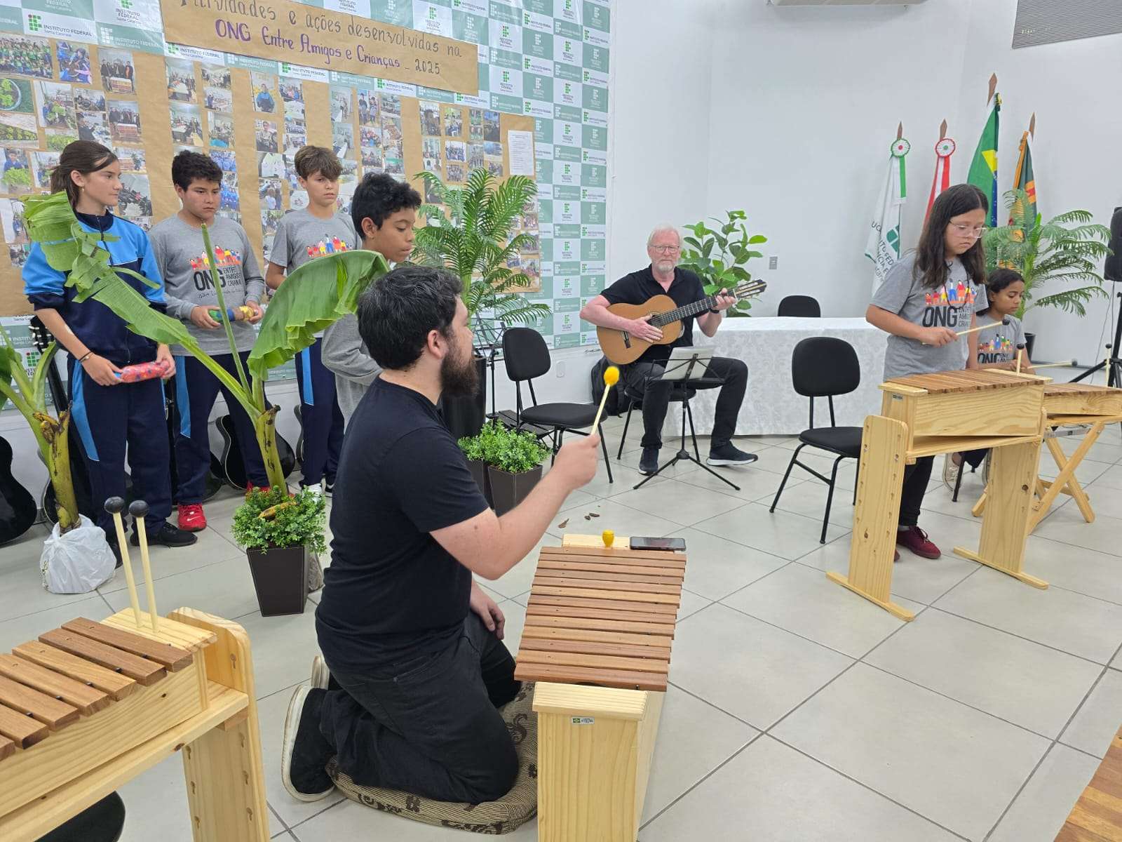 Poesia entre amigos e crianças 