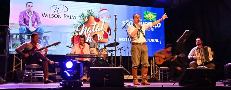 imagem da praça da bandeira, show com Wilson Pain