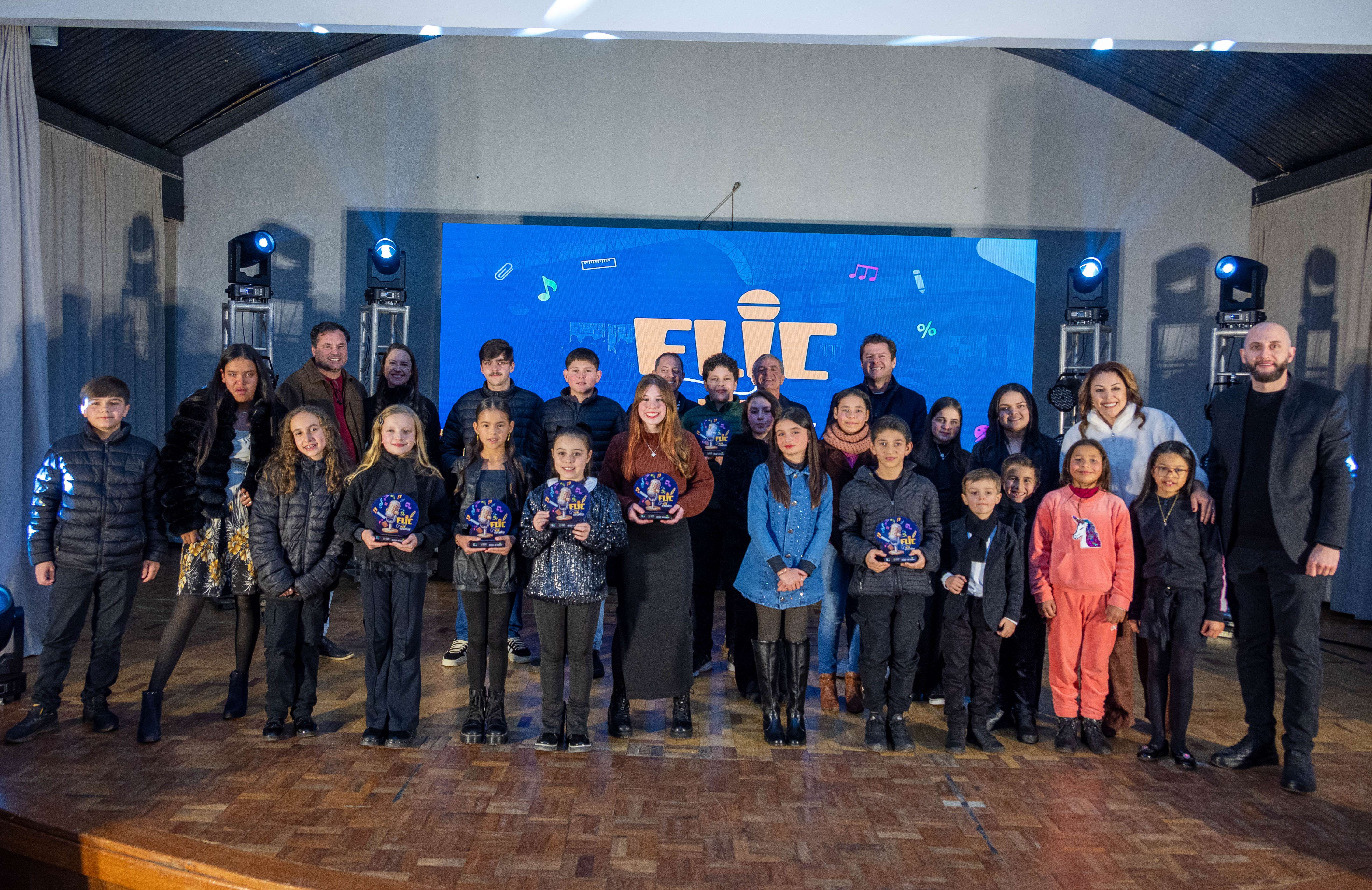Encerramento do FLIC nas Escolas confirma o avanço da música na educação.